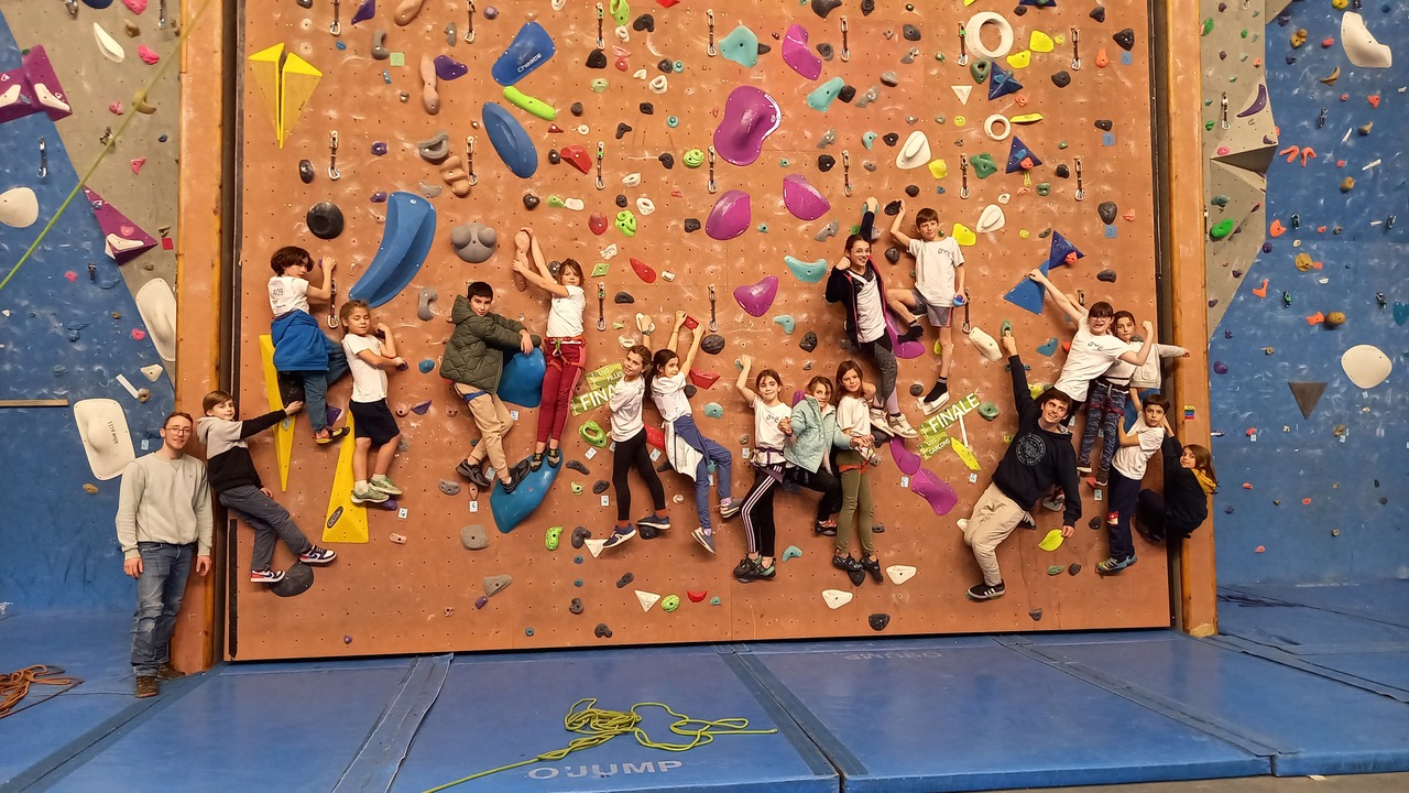 "Contest Tour Isère", "Voiron", "Résultats 2025", "U10", "U12", "U14"